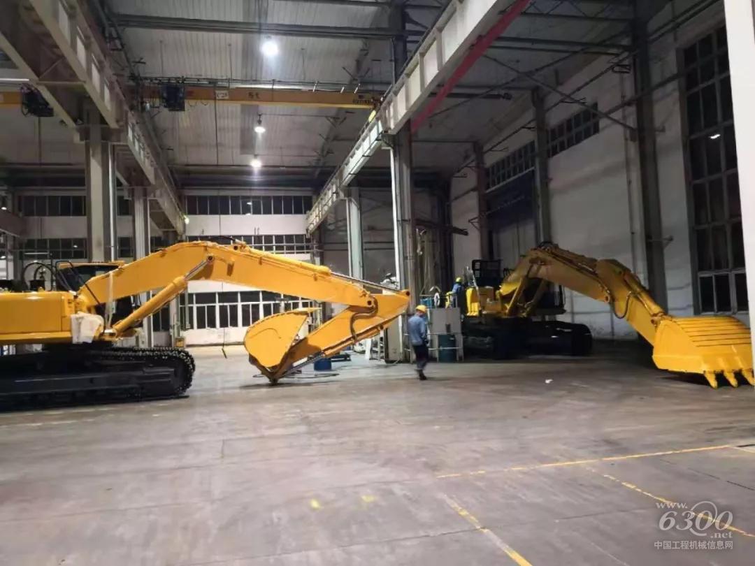 面对市场需求，他们从容应对，合理分工