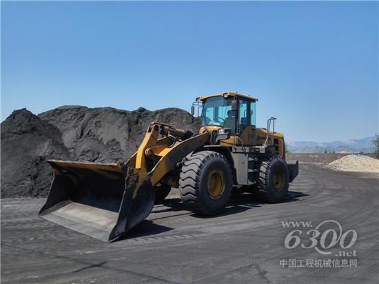 铁粉厂铲装认准临工装载机