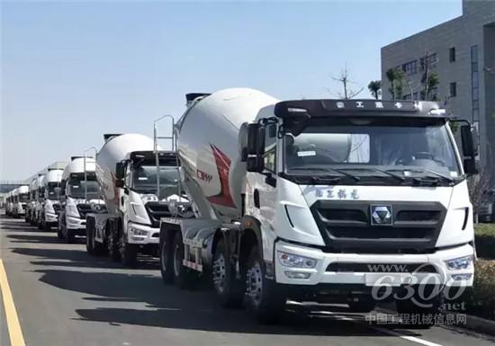 天然气混凝土搅拌运输车批量发车仪式