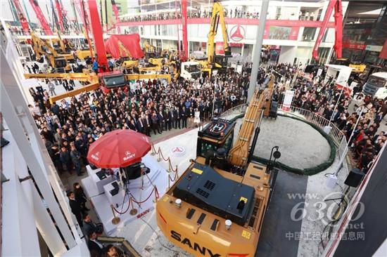 三一365无人挖掘机亮相上海宝马展