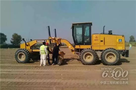 三一平地机挑战极致工况