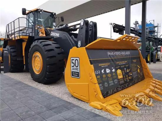 约翰迪尔944K轮式装载机