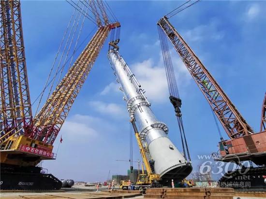 全球最重吨位履带吊车大展身手