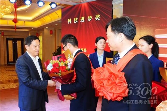 科技点燃梦想,创新成就未来