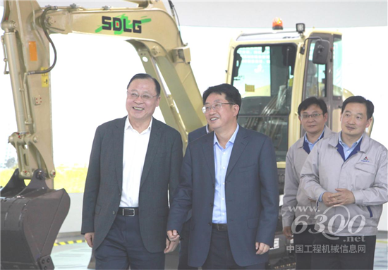 南京钢铁董事长黄一新到山东临工访问