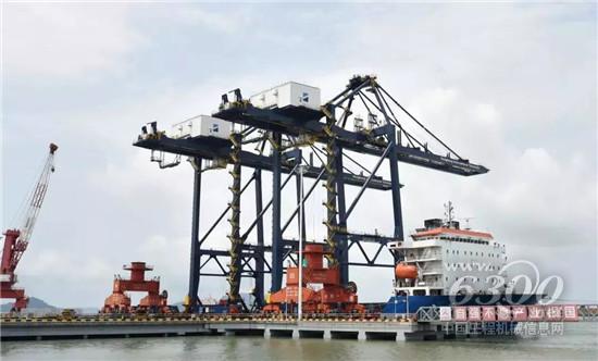 三一自动化岸桥发货香港大码头