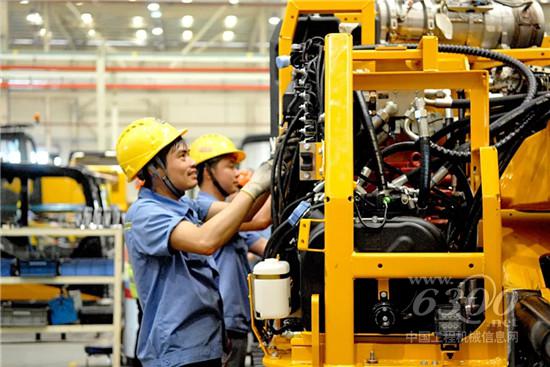 一个“钻牛角尖”的匠人