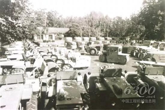 国内首台大型沥青拌合站在这里诞生