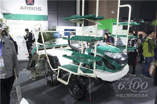 阿波斯2ZGQ-6D型乘坐式高速插秧机