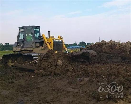 农田平整选对设备很关键