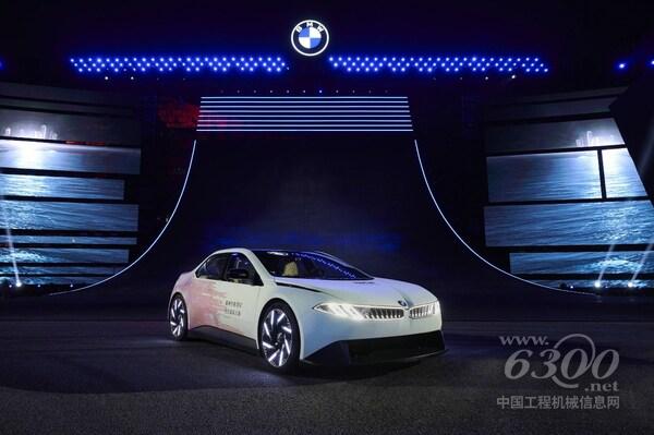 宝马集团负责客户、品牌及销售业务的董事高乐先生