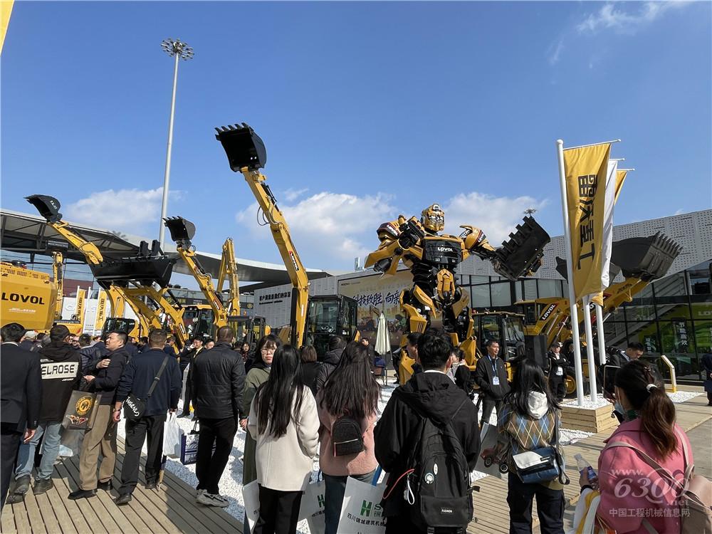 bauma CHINA 2024：雷沃重工