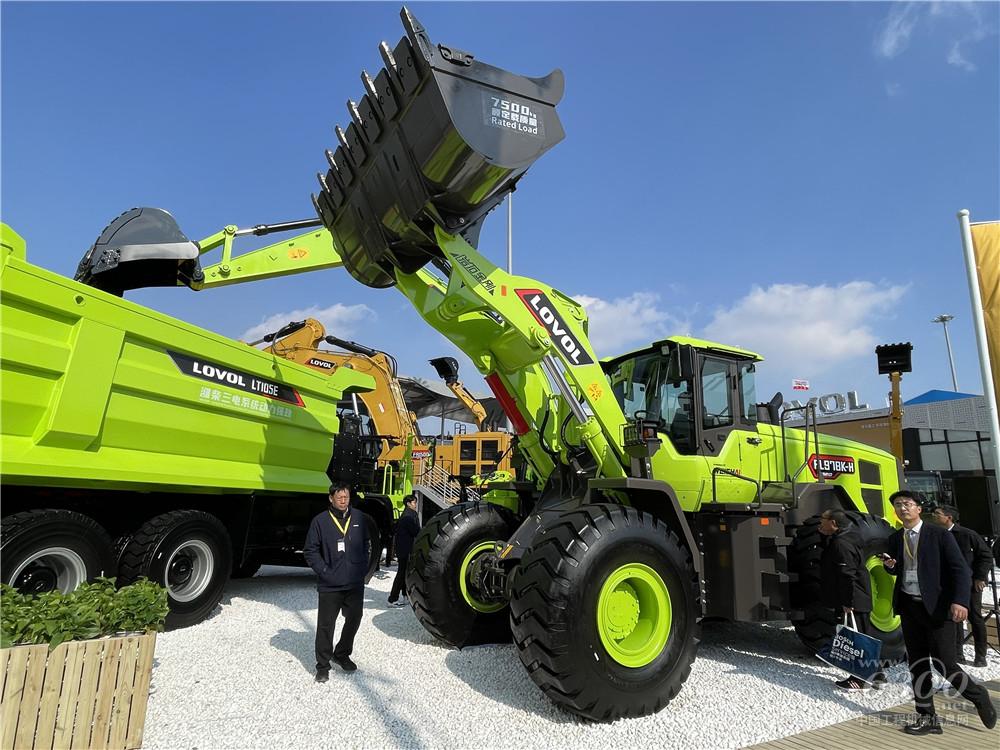 bauma CHINA 2024：雷沃重工