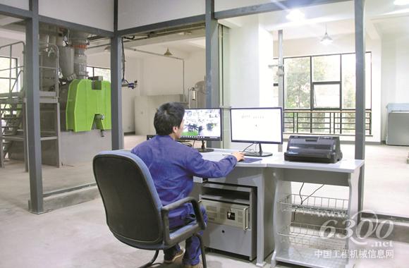 1200仅需一人操作的干混砂浆生产线简捷高效