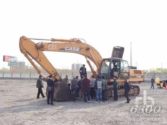 凯斯CX360A<a href=//product.d1cm.com/wajueji/ target=_blank>挖掘机</a>