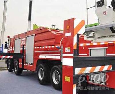 中联重科72米举高喷射消防车