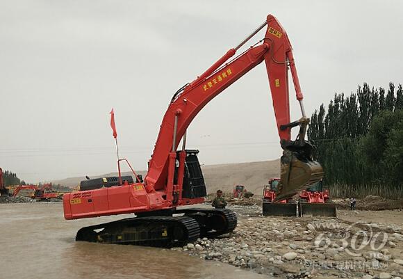 危难时刻<a href=//product.d1cm.com/brand/xgma/ target=_blank>厦工</a>在您身边