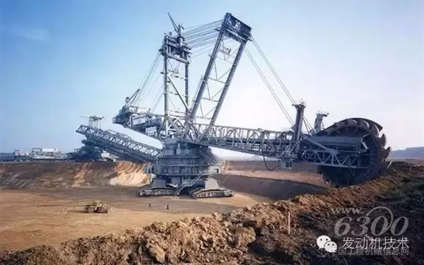 NASA 巨型爬行运输机