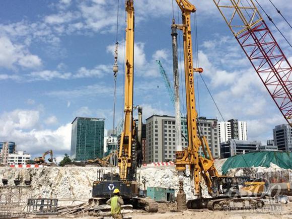 徐工XR280DII旋挖钻机在马来西亚吉隆坡施工