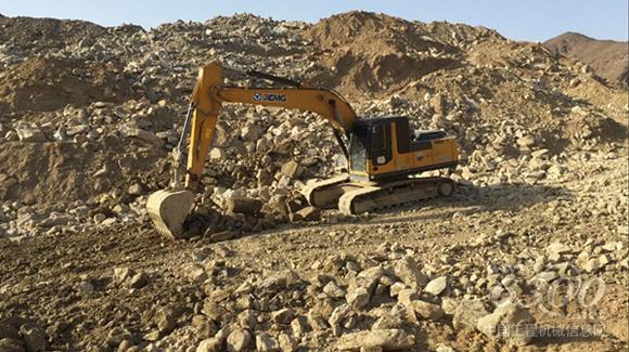 徐工<a href=//product.d1cm.com/wajueji/ target=_blank>挖掘机</a>