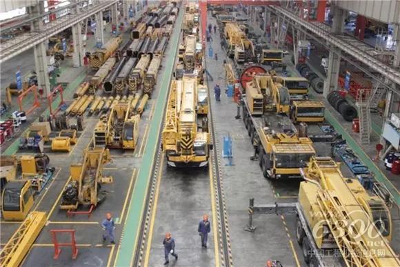 徐工<a href=//product.d1cm.com/qizhongji/ target=_blank>起重机械</a>维修及再制造车间（一）