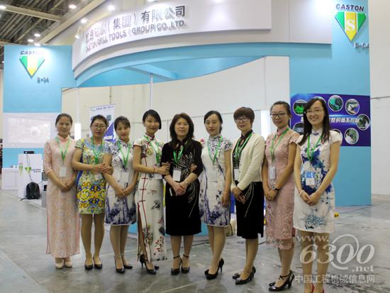 展会现场的中国风，形成展会一道亮丽的风景线