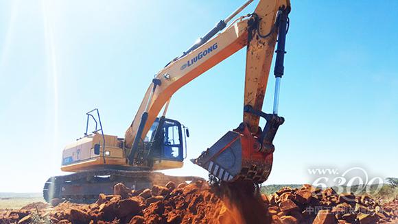 柳工<a href=//product.d1cm.com/wajueji/ target=_blank>挖掘机</a>