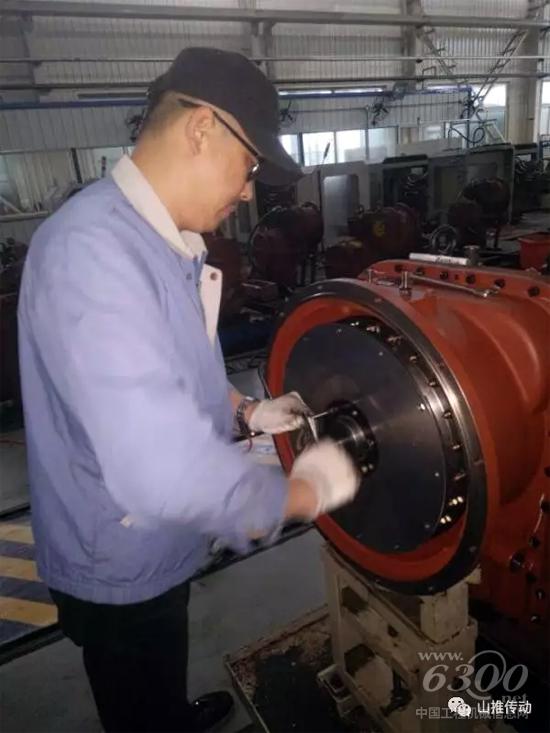 山推传动服务工程师