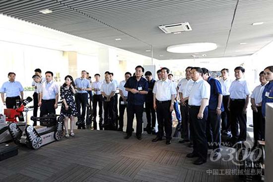 河南省省长陈润儿莅临中信重工公司调研