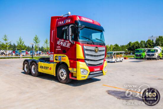 用户试乘试驾欧曼EST超级卡车