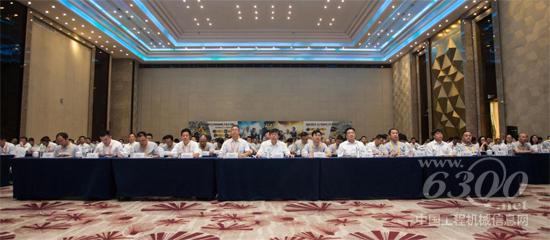 聚焦客户·专注产品·强化网络·提升服务