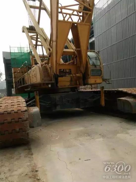 依然在施工一线