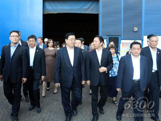 全国人大常委会委员长张德江到河钢塞尔维亚公司视察
