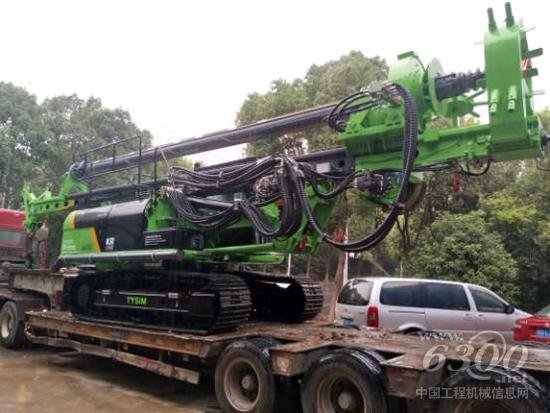 泰信小旋挖整体运输状态