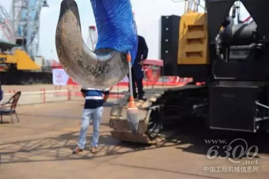 能文能武的三一履带吊