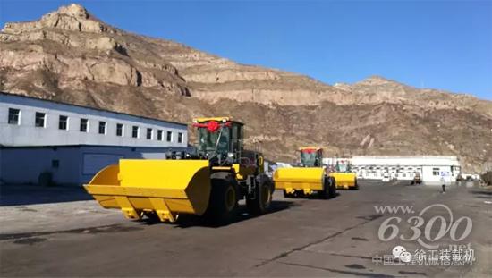 中原之地,徐工V系列装载机集结于货运专线