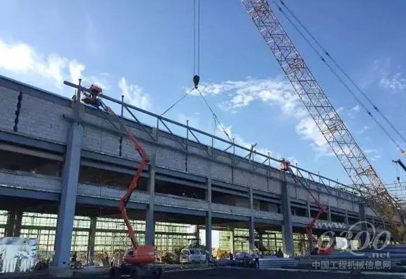 鼎力<a href=//product.d1cm.com/bijiazuoyeche/ target=_blank>高空作业平台</a>用速度与激情打造汉南机场
