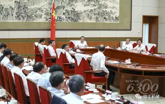 图片来源:新华社