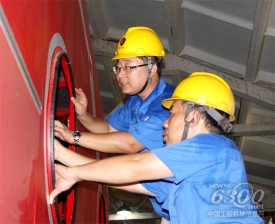 车间服务中的宋海峰