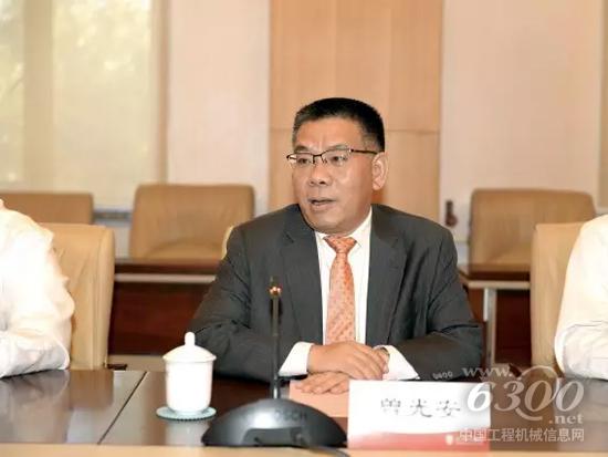 曾光安董事长受聘为北京外国语大学校董事会董事 曾光安董事长受聘为北京外国语大学校董事会董事