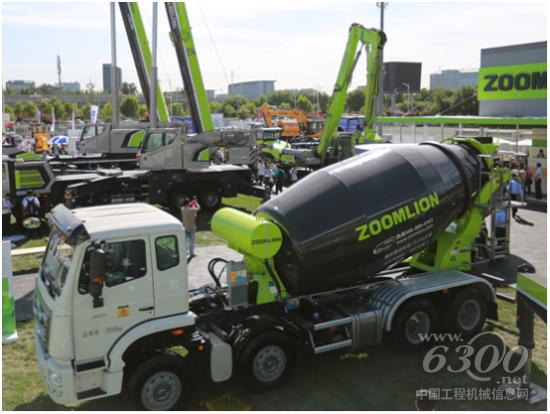 节能高效的中联重科搅拌车