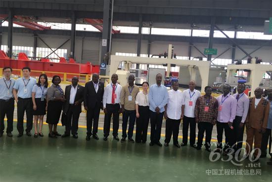 非洲十二国驻华使节代表团一行到泰富考察