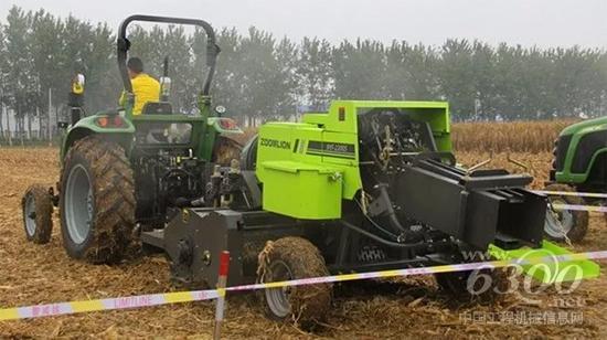 9YF-2200S打捆机适用于玉米秸秆的捡拾回收