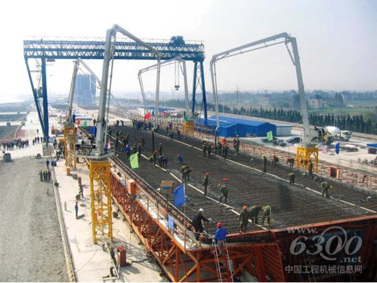 参与杭州湾跨海大桥建设