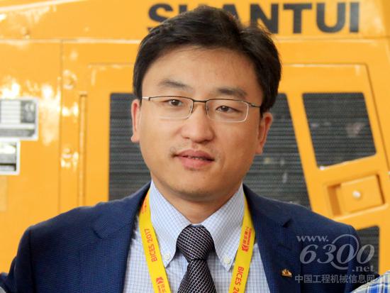 山推执行总监张民