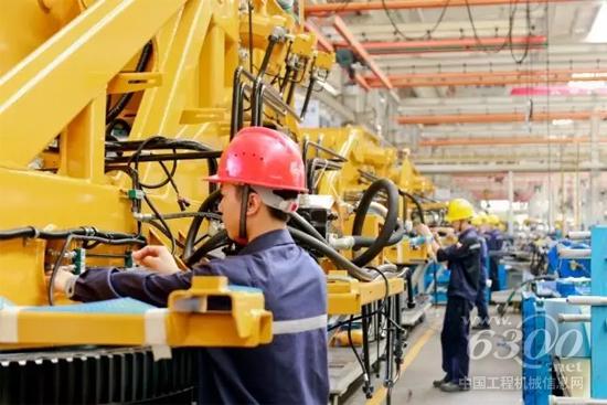 三一重起上车预装班