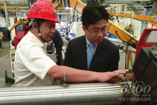 　　自湘潭大学毕业加入三一集团以来，刘永东围绕工程机械行业发展需求，依托企业创新平台优势，对液压系统进行了大量的研究和试验