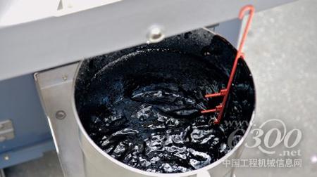 用于生产泡沫沥青的沥青，在世界各地均可购得