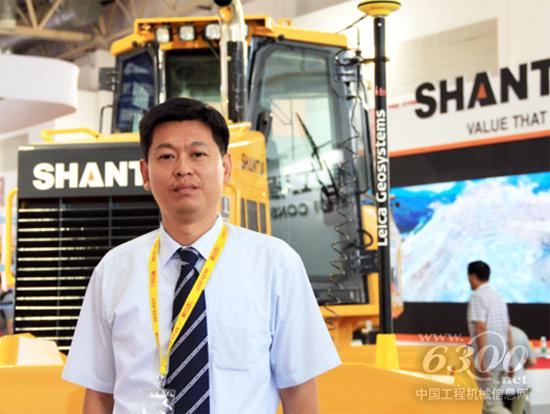山推工程机械研究总院院长助理黄亚军