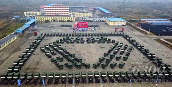 超燃!徐工漢風重卡300台交车,600台订单的震撼!